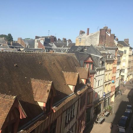 Bel Appartement Dans Le Centre Historique De Rouen Eksteriør bilde