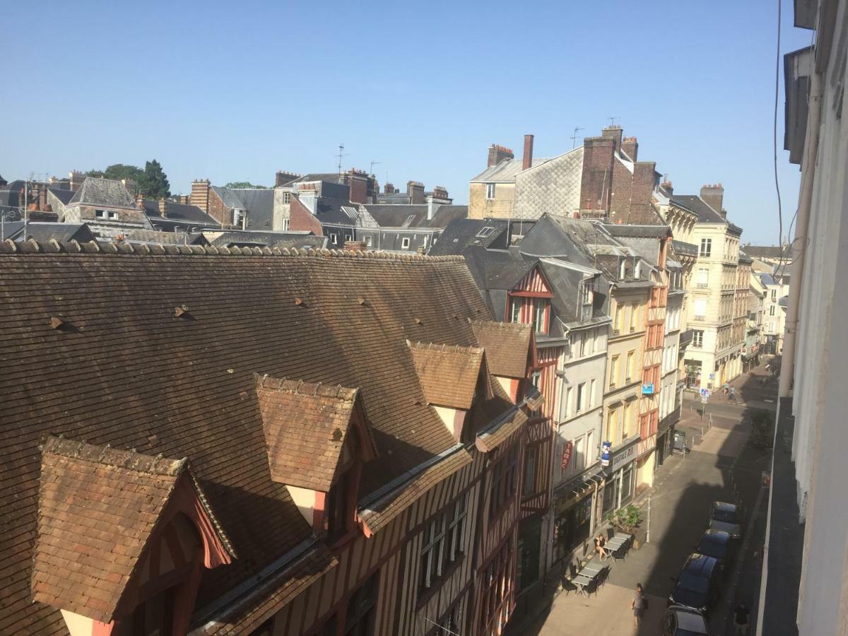 Bel Appartement Dans Le Centre Historique De Rouen Eksteriør bilde